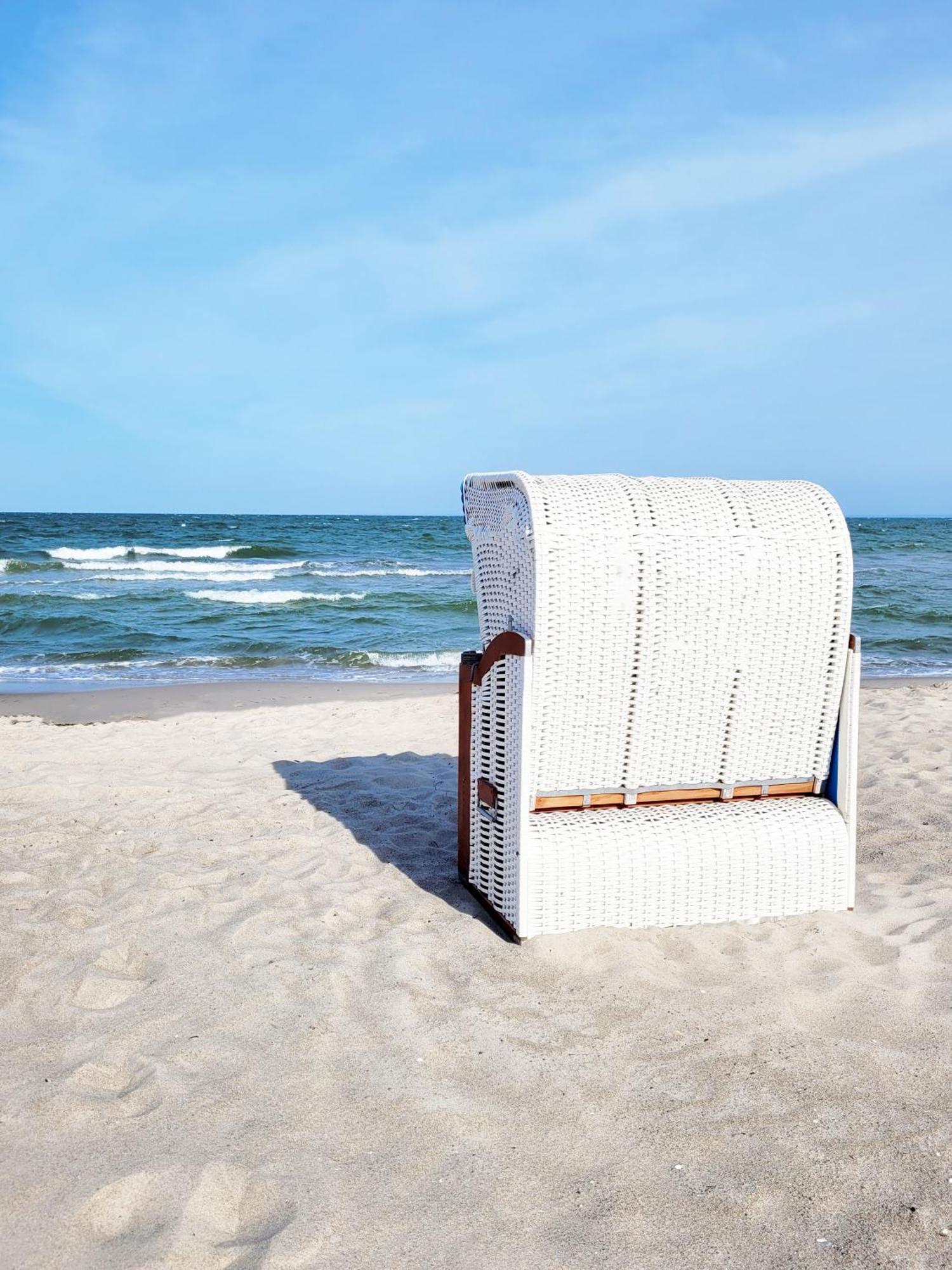 Strandnahe Ferienwohnung - Sehr Modern Und Hochwertig Eingerichtet, Inklusive Parkplatz, Gartenzugang Und Fahrradunterstellmoeglichkeit Scharbeutz Exteriér fotografie